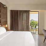 Dom Boutique Hotel