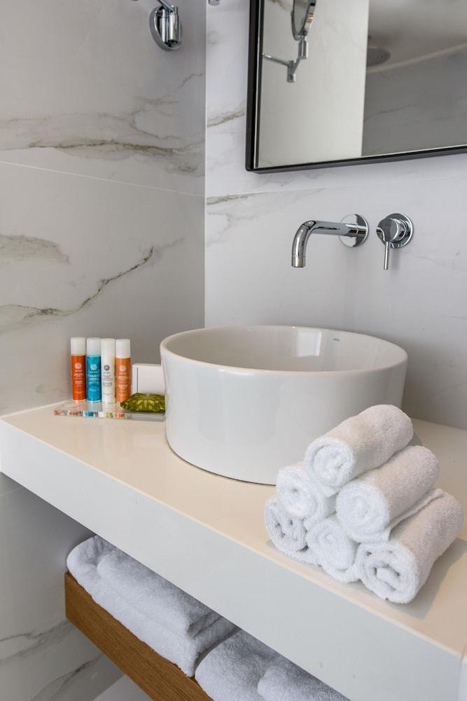 Hotel Dom Boutique 4*